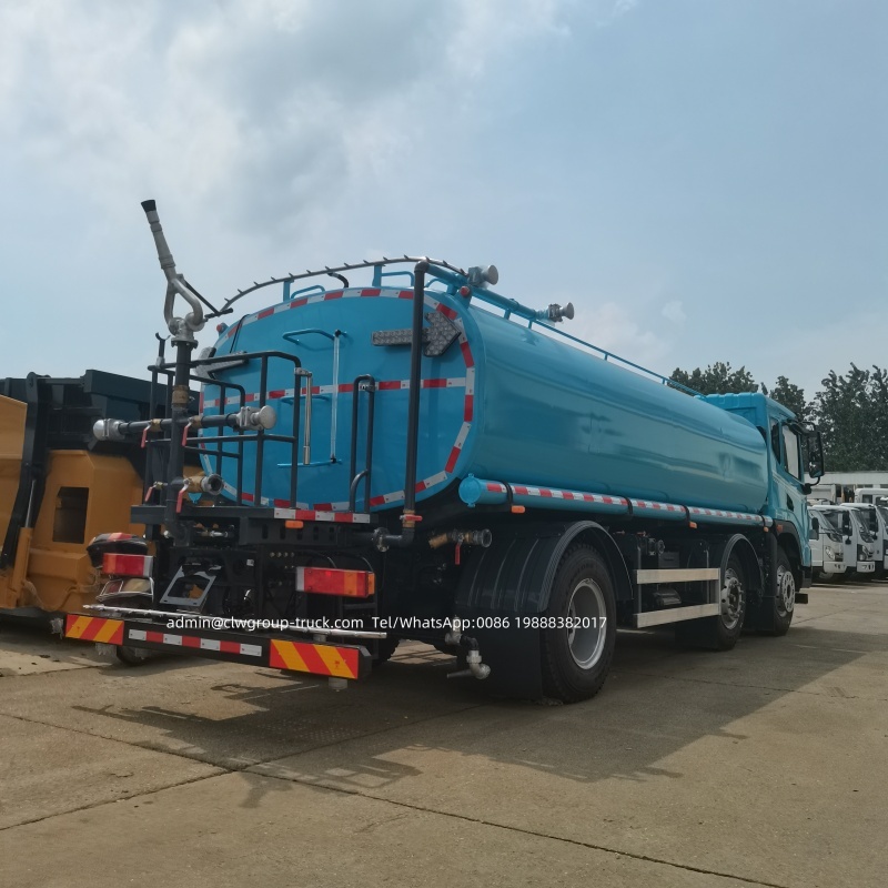 water sprinkler truck