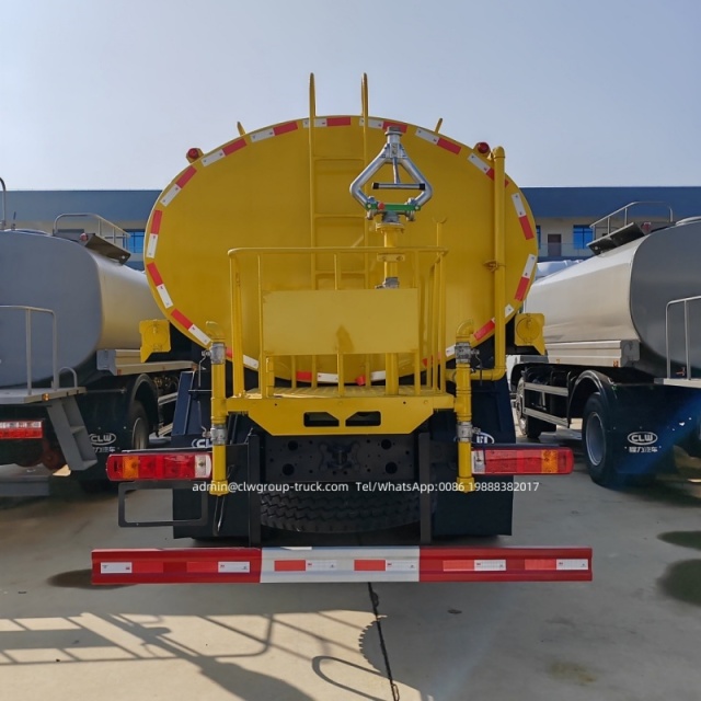 Sinotruk 6x4 10 wheeler 22m3 25m3 water bowser truck,Chengli Special Automobile Co.,Ltd,Sinotruk 6x4 6x6 heavy duty water bowser lorry irrigation truck