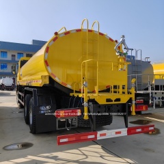 howo water bowser truck