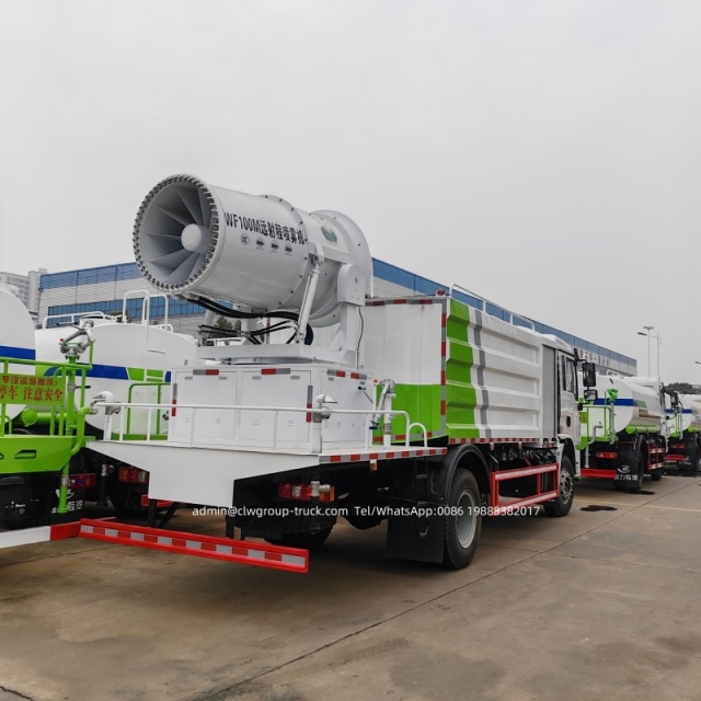 street water spraying truck