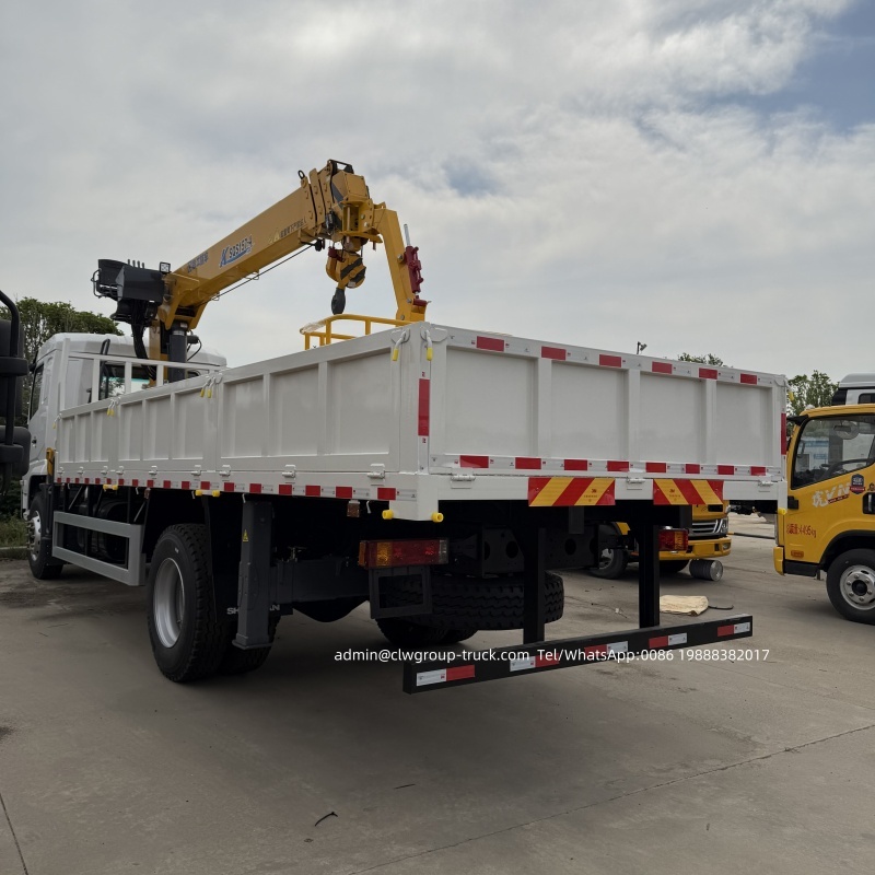 mobile hydraulic telescopic crane