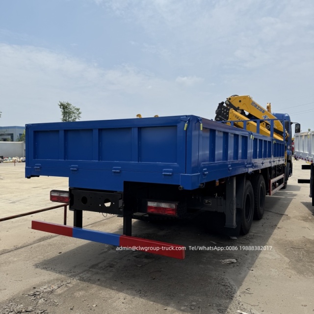 knuckle boom crane manufacturers