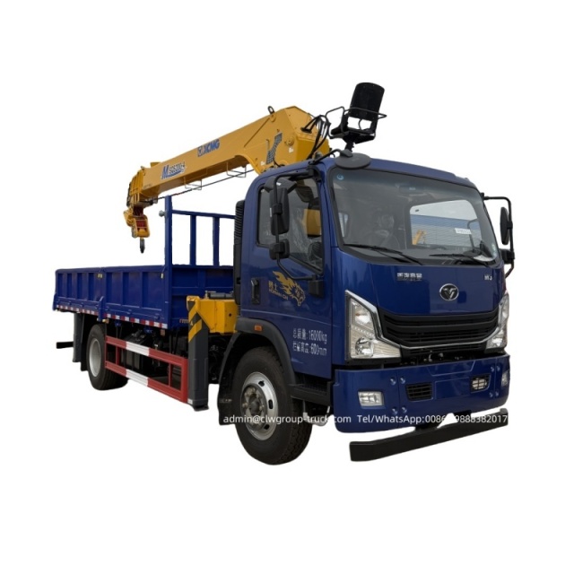 sinotruck mounted crane