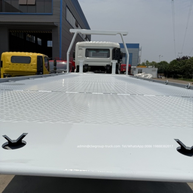 sliding platform recovery truck 