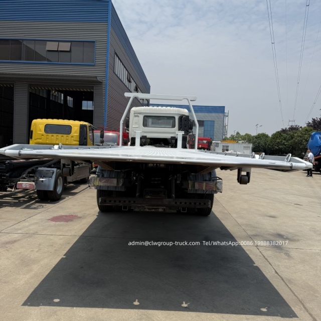 roll back tow truck