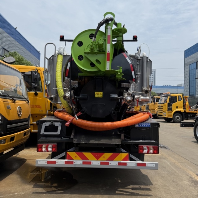 Shacman 4x2 7m3 sewage tanker 5m3 pressue clean water tanker jet vacuum suction combined cleaning truck,Chengli Special Automobile Co.,Ltd,Shacman 12tons sewer jetter water clean pressure vacuum suction truck