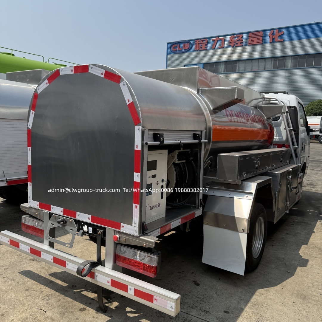 Dongfeng mini gasoline aluminum alloy tanker 2000litres fuel truck with pump and dispenser,Chengli Special Automobile Co.,Ltd,Dongfeng mini gasoline aluminum alloy tanker with pump and dispenser for refueling