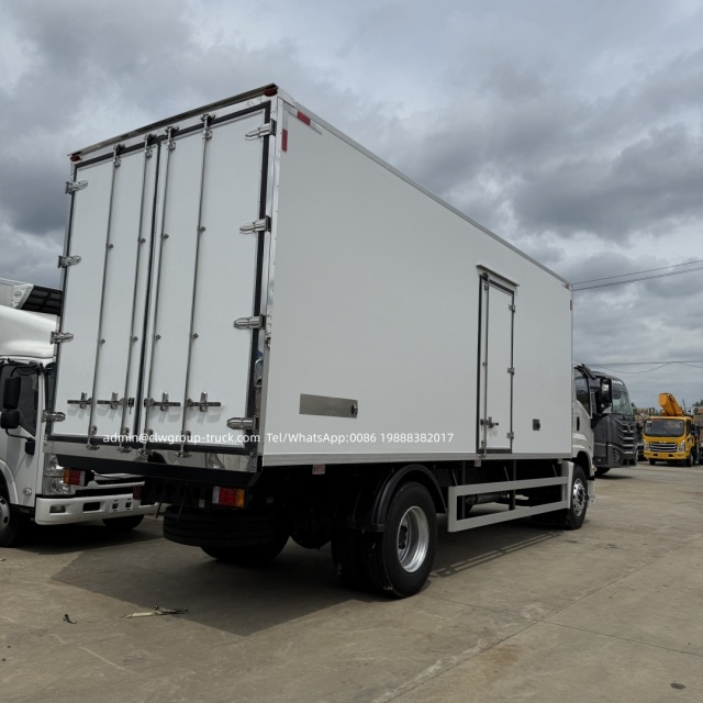 Isuzu 4x2 cold plate chiller frozen food meat meat transport refrigerated truck,Chengli Special Automobile Co.,Ltd,Isuzu 4x2 frozen meat fish fresh milk vegetables refrigerated truck