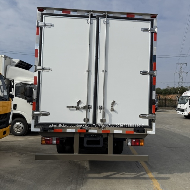 Double crew cabin isuzu 4x2 4x4 3.5tons small cold storage truck,Chengli Special Automobile Co.,Ltd,Isuzu double cabin 4x2 4x4 2tons 3.5tons cold storage refrigerated van
