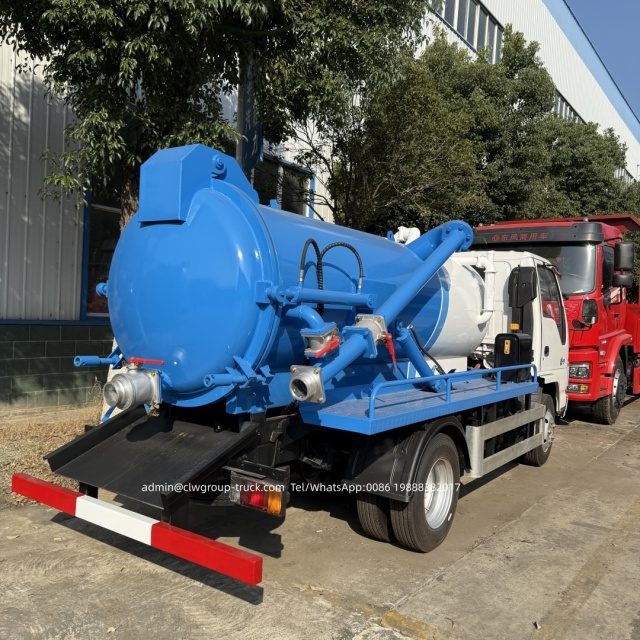 ISUZU 130hp 4000litres vacuum cleaner sewage suction truck,Chengli Special Automobile Co.,Ltd,Isuzu 4cbm drain cleaning vacuum pump sewer sucker sewage suction truck