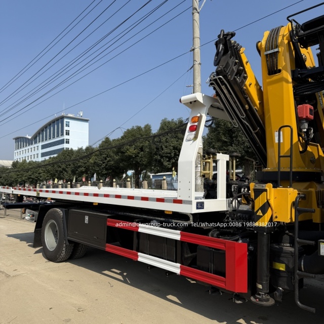 Shacman L3000 Road Rescue wrecker truck with Folding Arm Crane xcmg 8 tons,Chengli Special Automobile Co.,Ltd,Shacman road rescue wrecker tilt bed winch 8tons knuckle boom truck crane