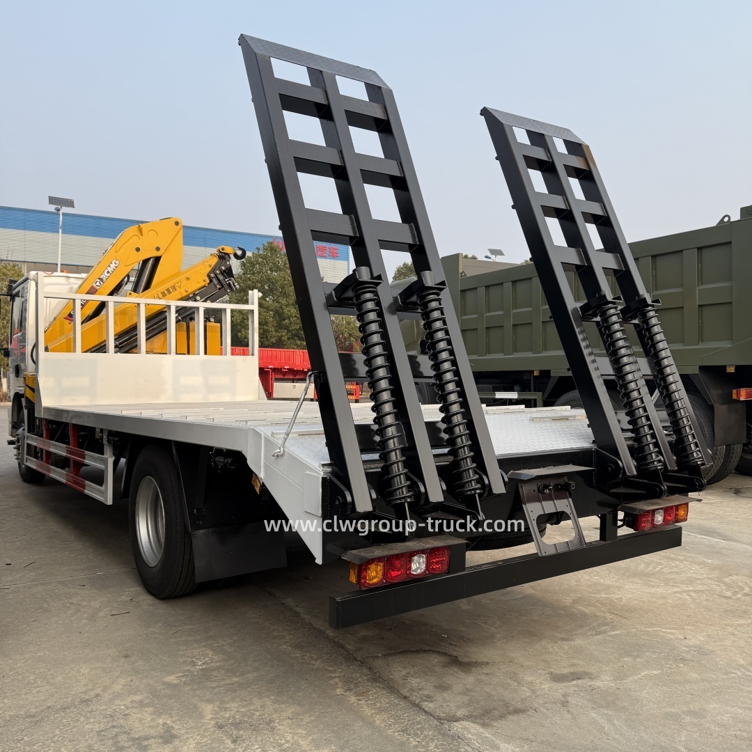 Shacman 5tons 6.3tons Low Bed Ladder Articulated Lift Folding Arm Boom Mounted Crane Truck,Chengli Special Automobile Co.,Ltd,Shacman flat Bed Ladder Articulated Lift Folding Arm Boom 5tons Crane Truck