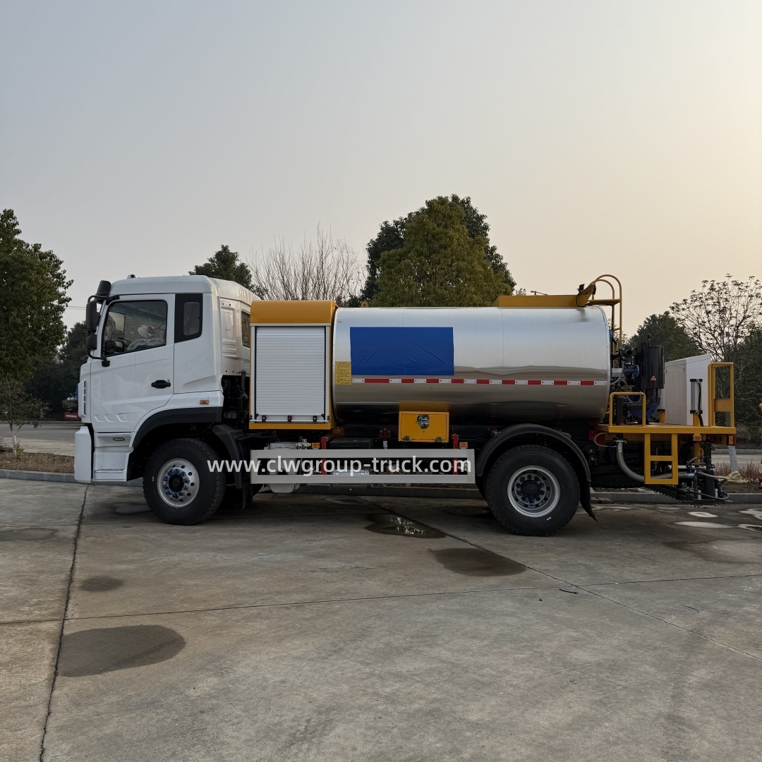 CLW brand Asphalt Distributo Bitumen Emulsion Spreading Truck for Sale,Chengli Special Automobile Co.,Ltd,CLW brand Asphalt Distributo Bitumen Emulsion Spreading Truck for Sale