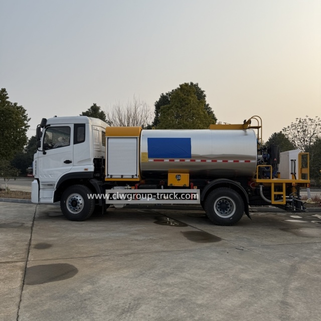 CLW brand Asphalt Distributo Bitumen Emulsion Spreading Truck for Sale,Chengli Special Automobile Co.,Ltd,CLW brand Asphalt Distributo Bitumen Emulsion Spreading Truck for Sale