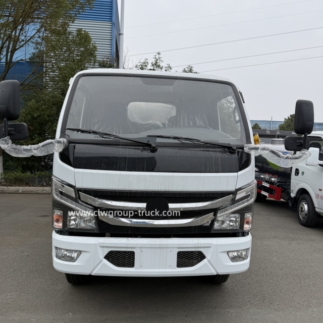 CLW Yunnei engine 90hp 5000litres 4X2 Stainless Steel Fresh Milk Tanker Transport Truck,Chengli Special Automobile Co.,Ltd,CLW Yunnei 90hp 5000litres Stainless Steel Fresh Milk Tanker Transport Truck