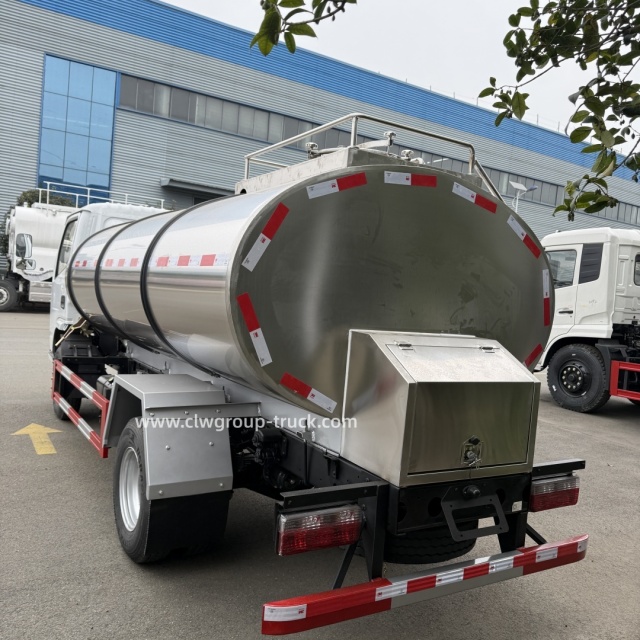 CLW Yunnei engine 90hp 5000litres 4X2 Stainless Steel Fresh Milk Tanker Transport Truck,Chengli Special Automobile Co.,Ltd,CLW Yunnei 90hp 5000litres Stainless Steel Fresh Milk Tanker Transport Truck