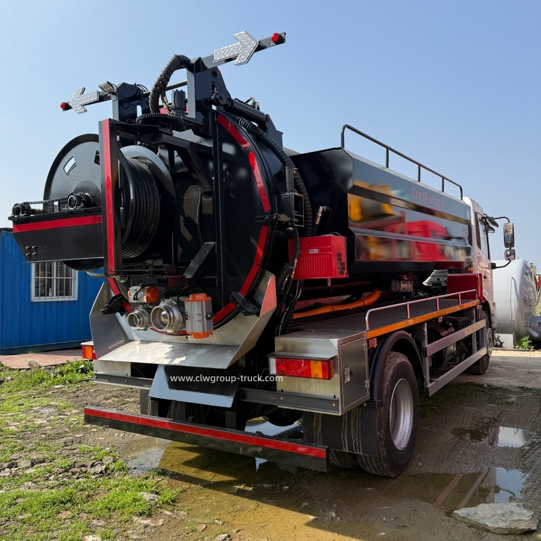 Cesspool Emptying Liquid Waste Toilet Septic Vacuum Pump Sucker truck,Chengli Special Automobile Co.,Ltd,Dongfeng 12m3 pressure washing jetting liquid waste truck with burner