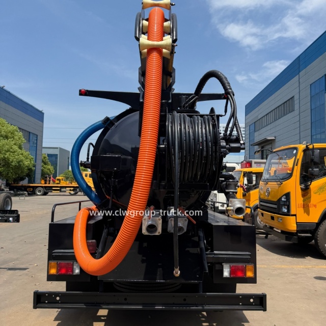 Wholesale 8tons high-pressure Euro5 fecal septic tank isuzu vacuum truck,Chengli Special Automobile Co.,Ltd,High pressure washer pump fecal tank septic suction isuzu vacuum truck