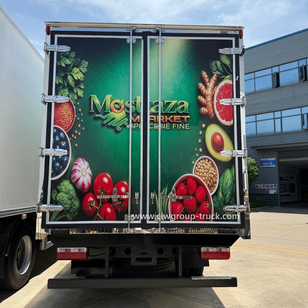 CLW 4x2 4x4 6tons freezer van food refrigerator truck,Chengli Special Automobile Co.,Ltd,CLW 4x2 4x4 small light 4x2 6tons freezer van food refrigerator truck