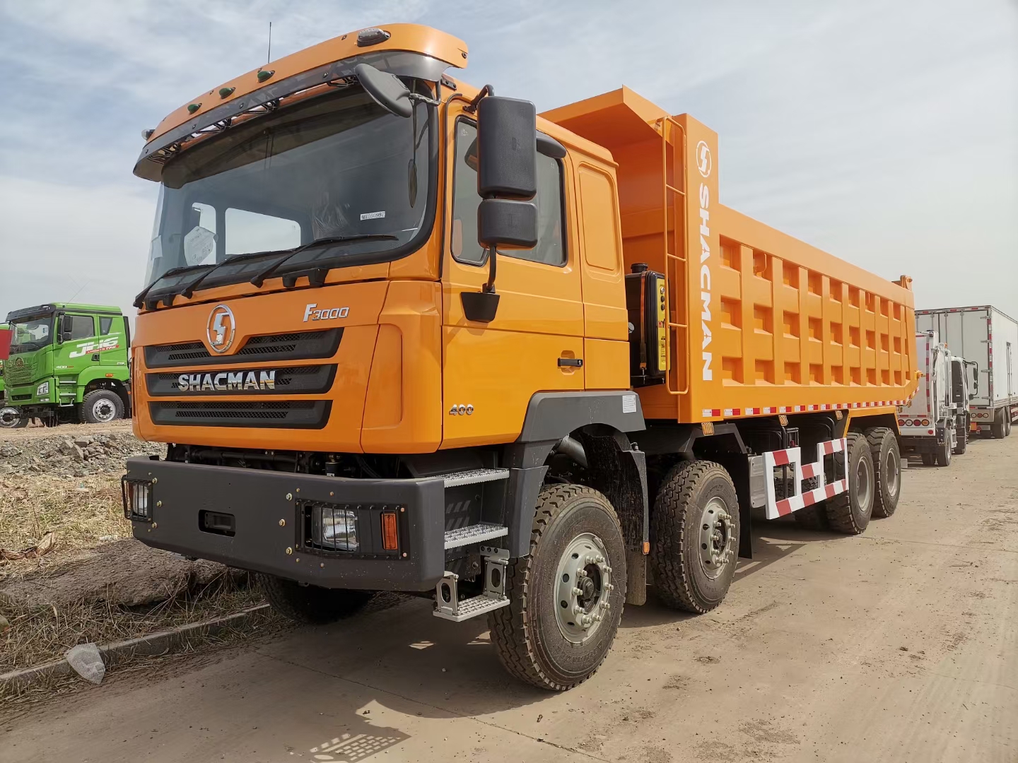 SHACMAN F3000 DUMP TRUCK
