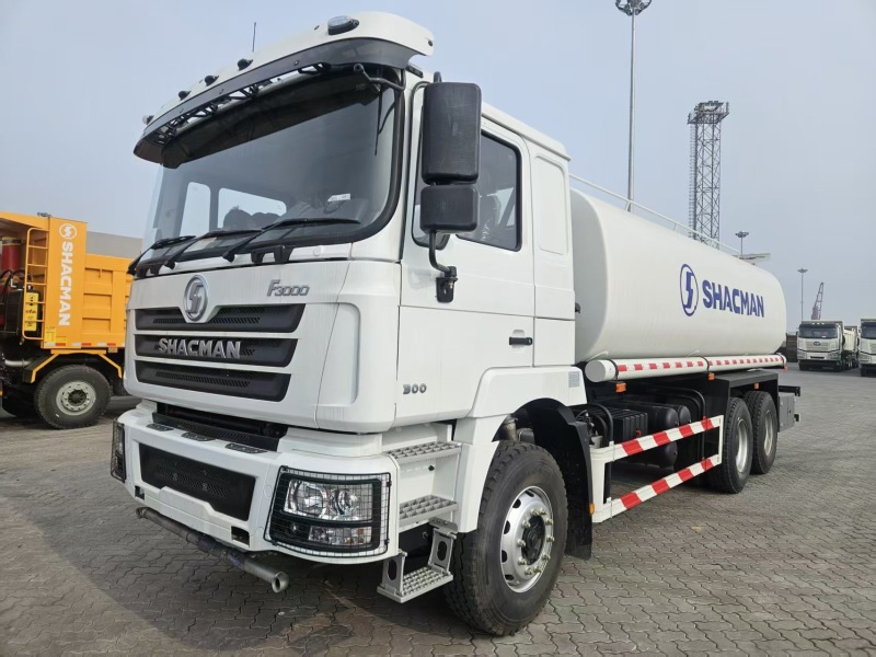 F3000 6X4 WATER BOWSER