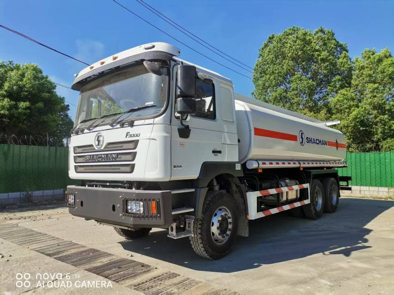 F3000 6X4 FUEL TANKER