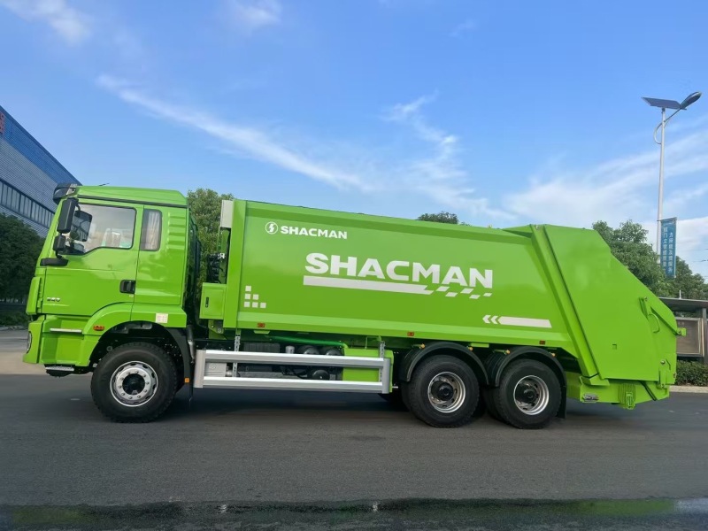H3000 6X4 COMPACTOR TRUCK