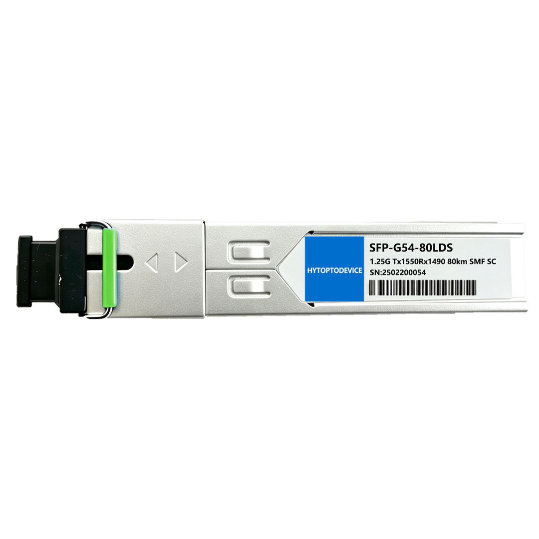 TX1550nm transmit RX1490nm receive 80km ultra long reach BiDi SFP Module SC simplex port close-up shot