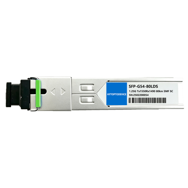 TX1550nm transmit RX1490nm receive 80km ultra long reach BiDi SFP Module SC simplex port close-up shot
