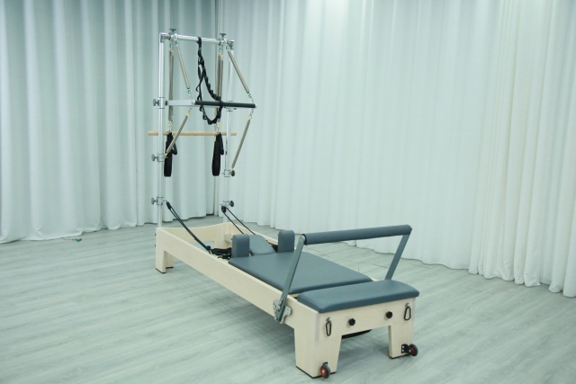 Luxury Maple Pilates Reformer With Tower