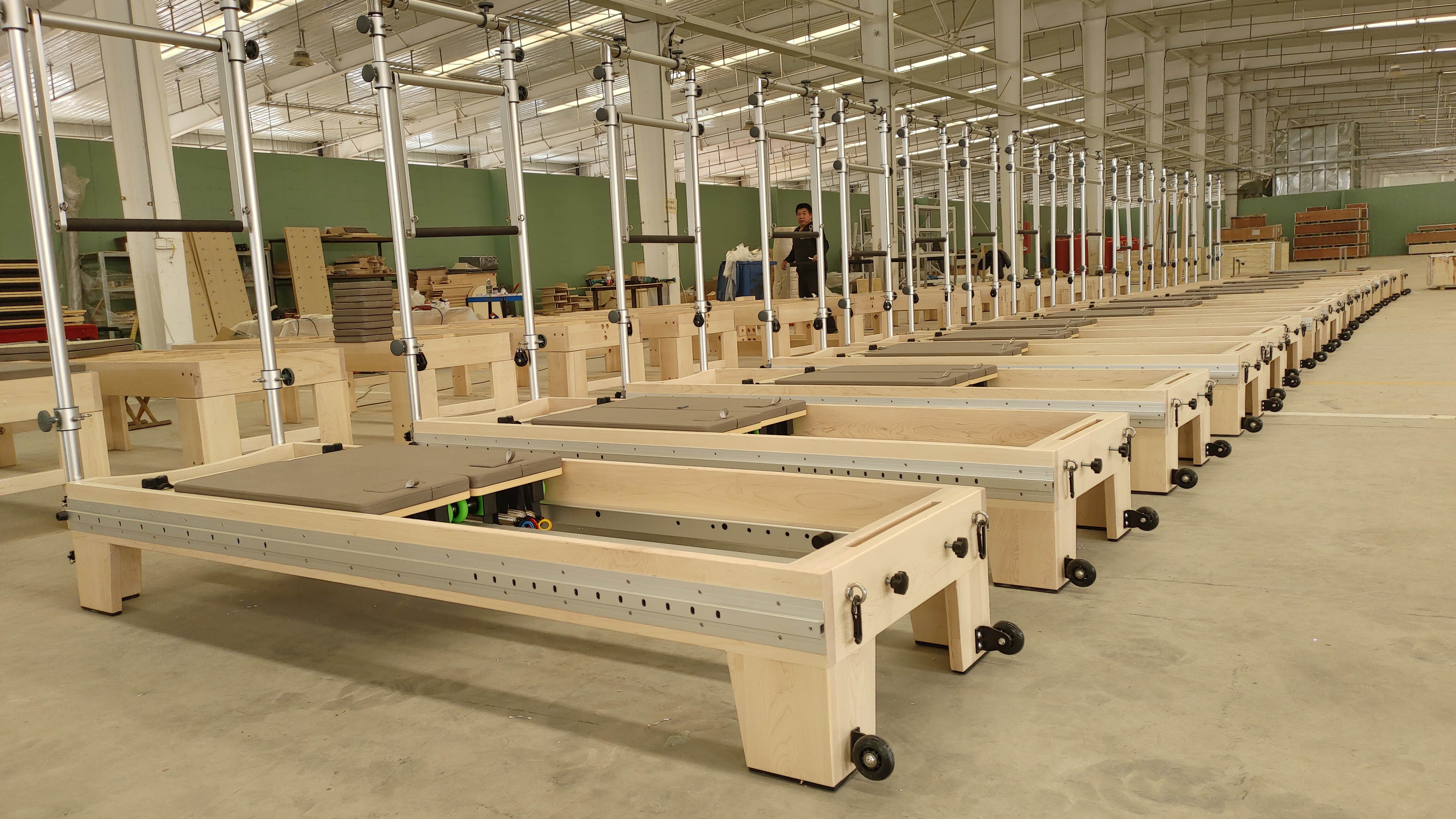 Luxury Full track Maple Pilates Reformer with Align core with tower