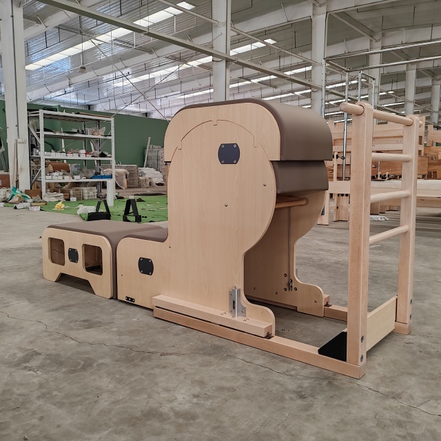 Multi Function Top Maple Ladder Barrel