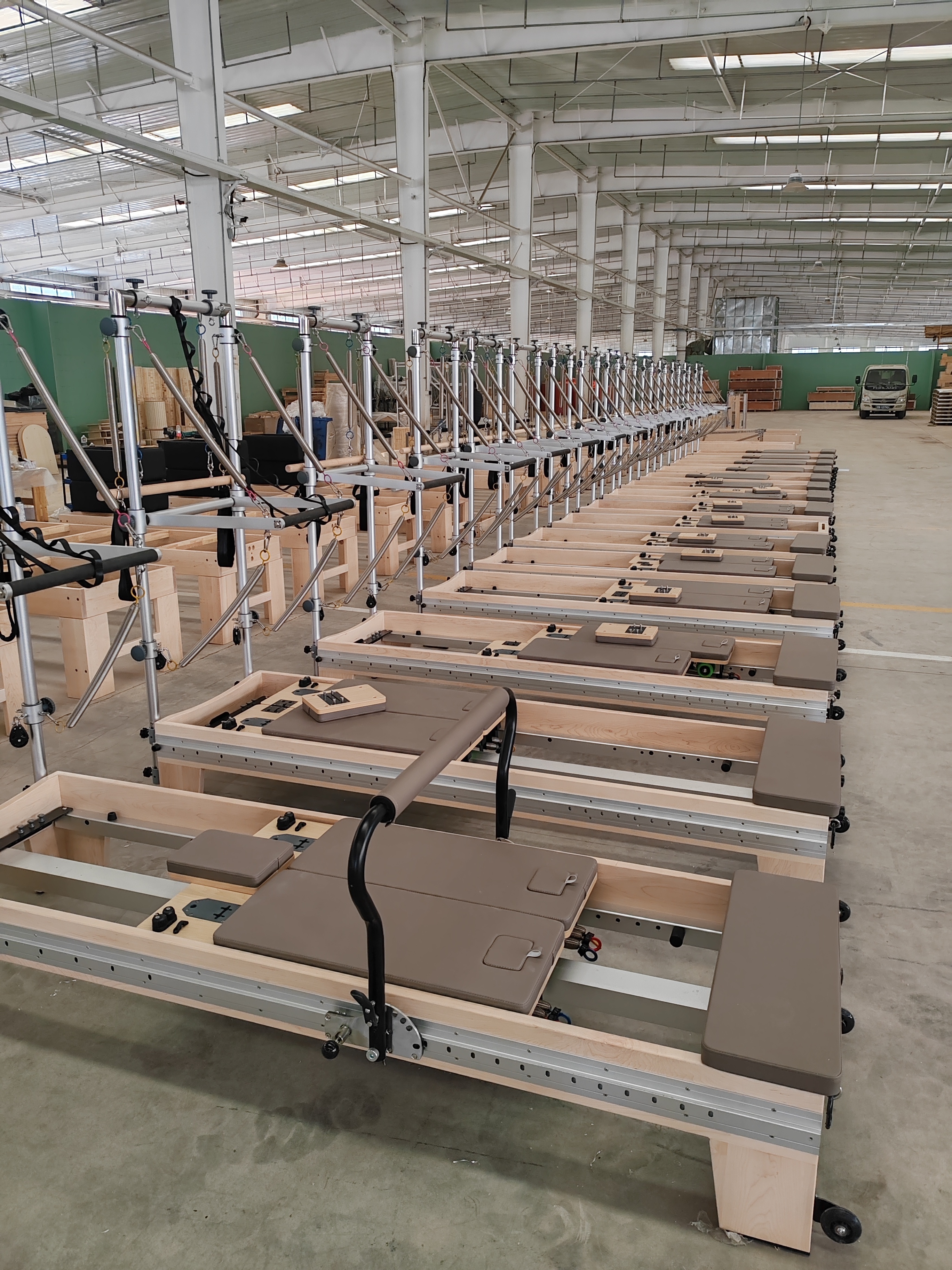 Luxury Full track Maple Pilates Reformer with Align core with tower