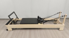 Luxury Inside Foot Bar Maple Reformer