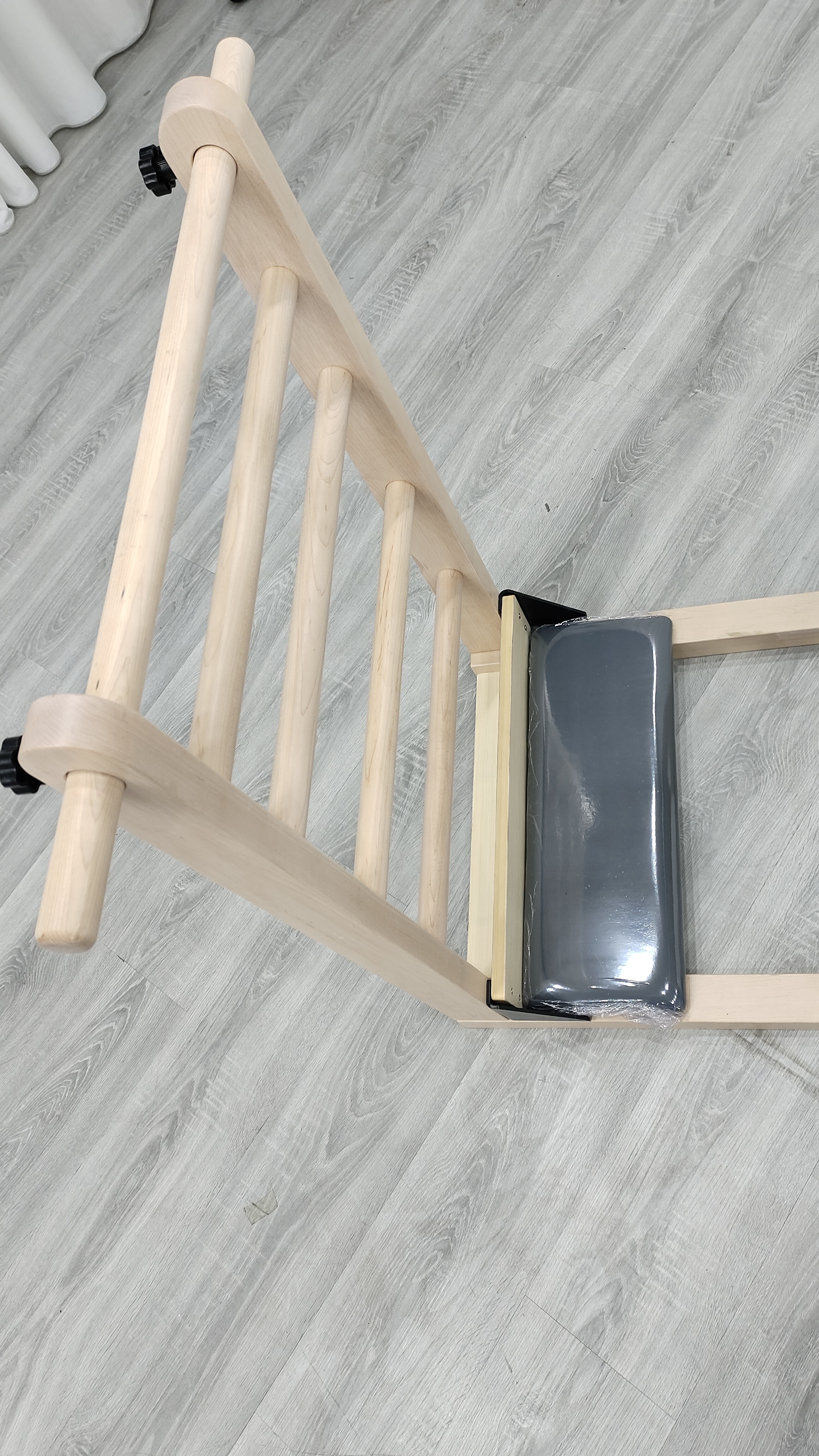 Maple Top Classic Feet Step Fast adjust Ladder Barrel