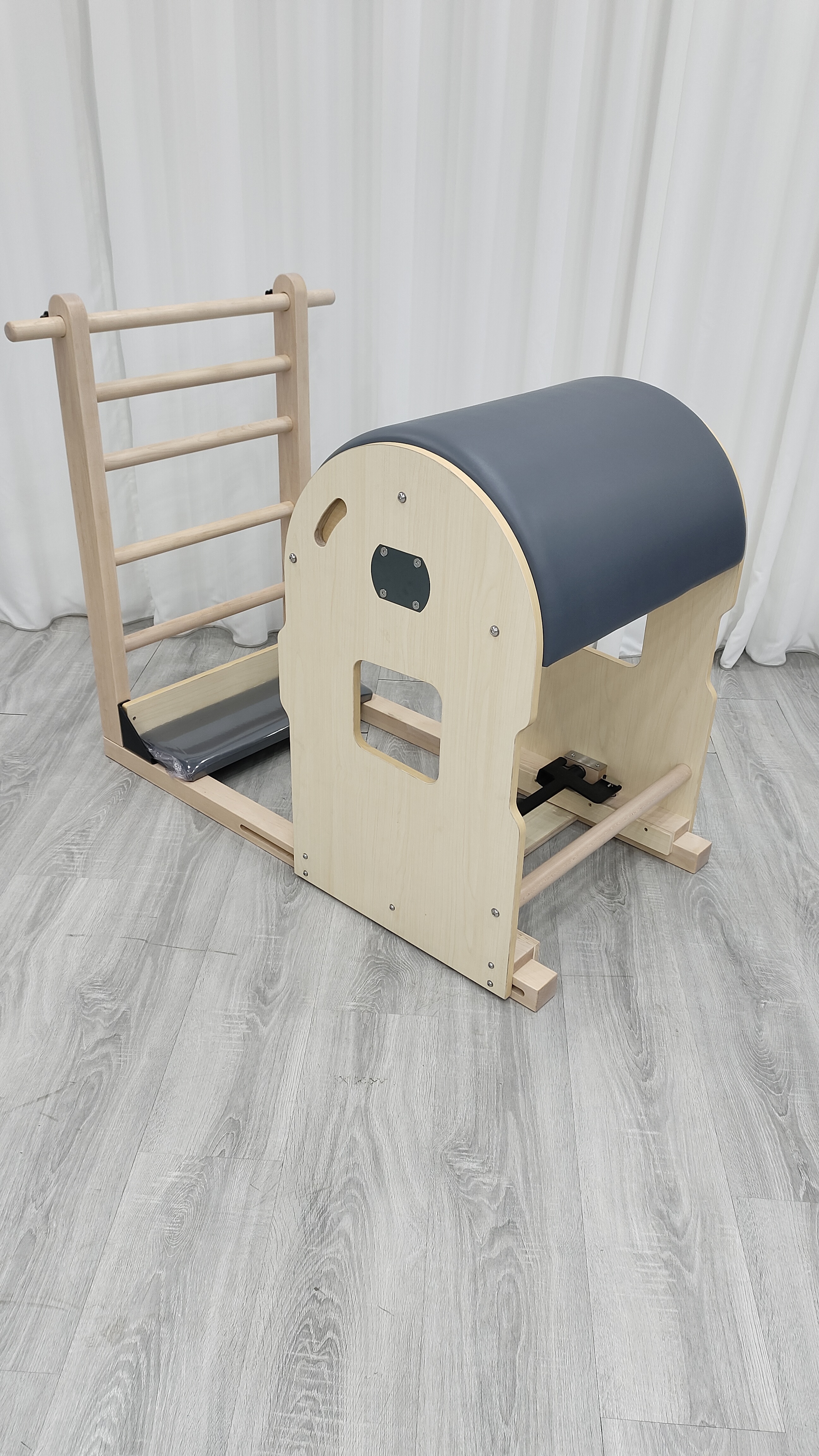 Maple Top Classic Feet Step Fast adjust Ladder Barrel