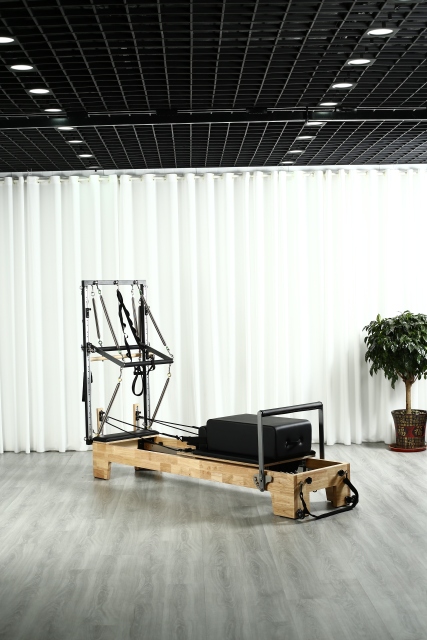 Elite Oak Reformer With Tower