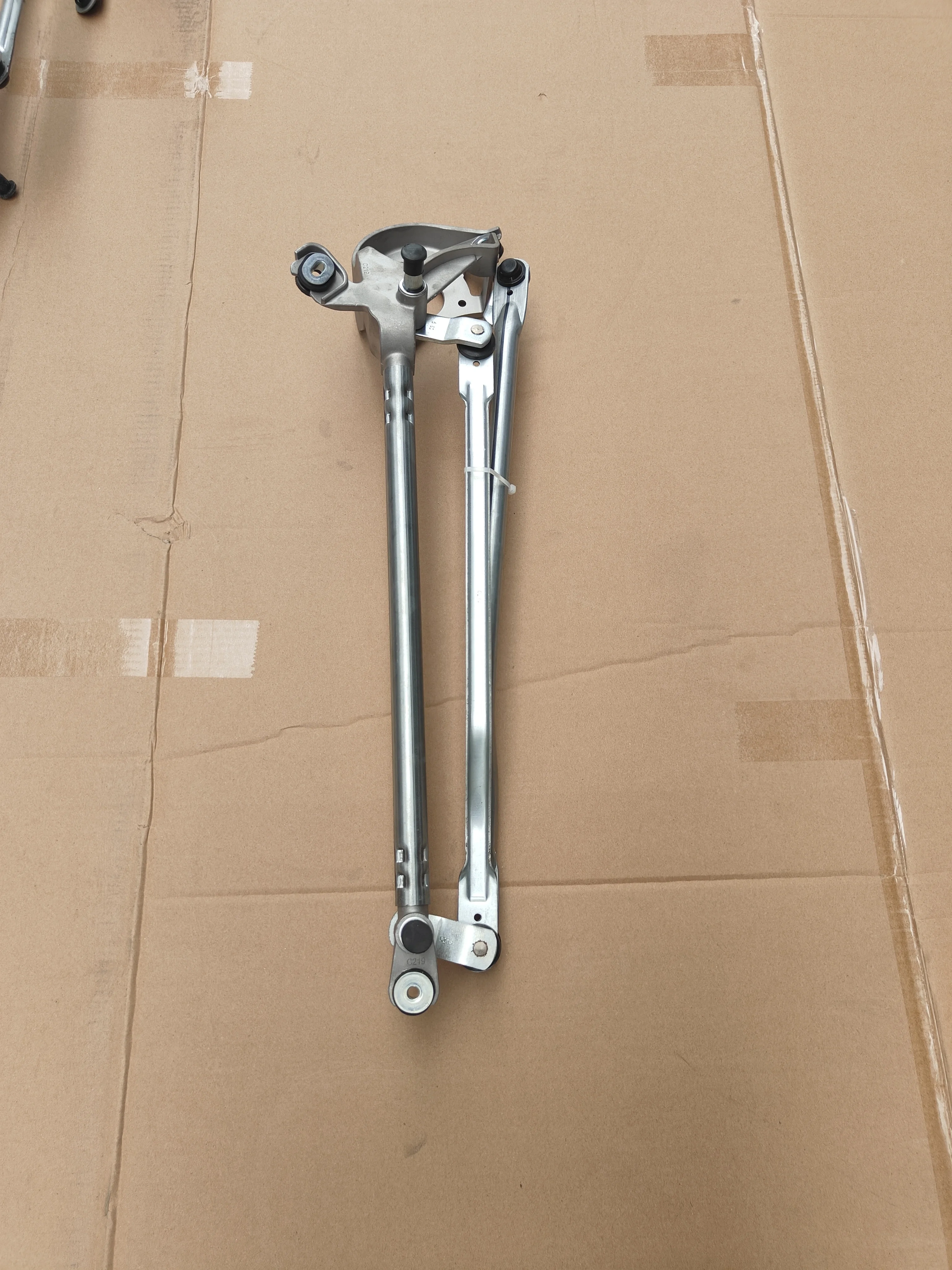 For Tesla MODELS Wiper Linkage Rod New Chinese Manufacturing to Solve the Problem of Scraper Cover