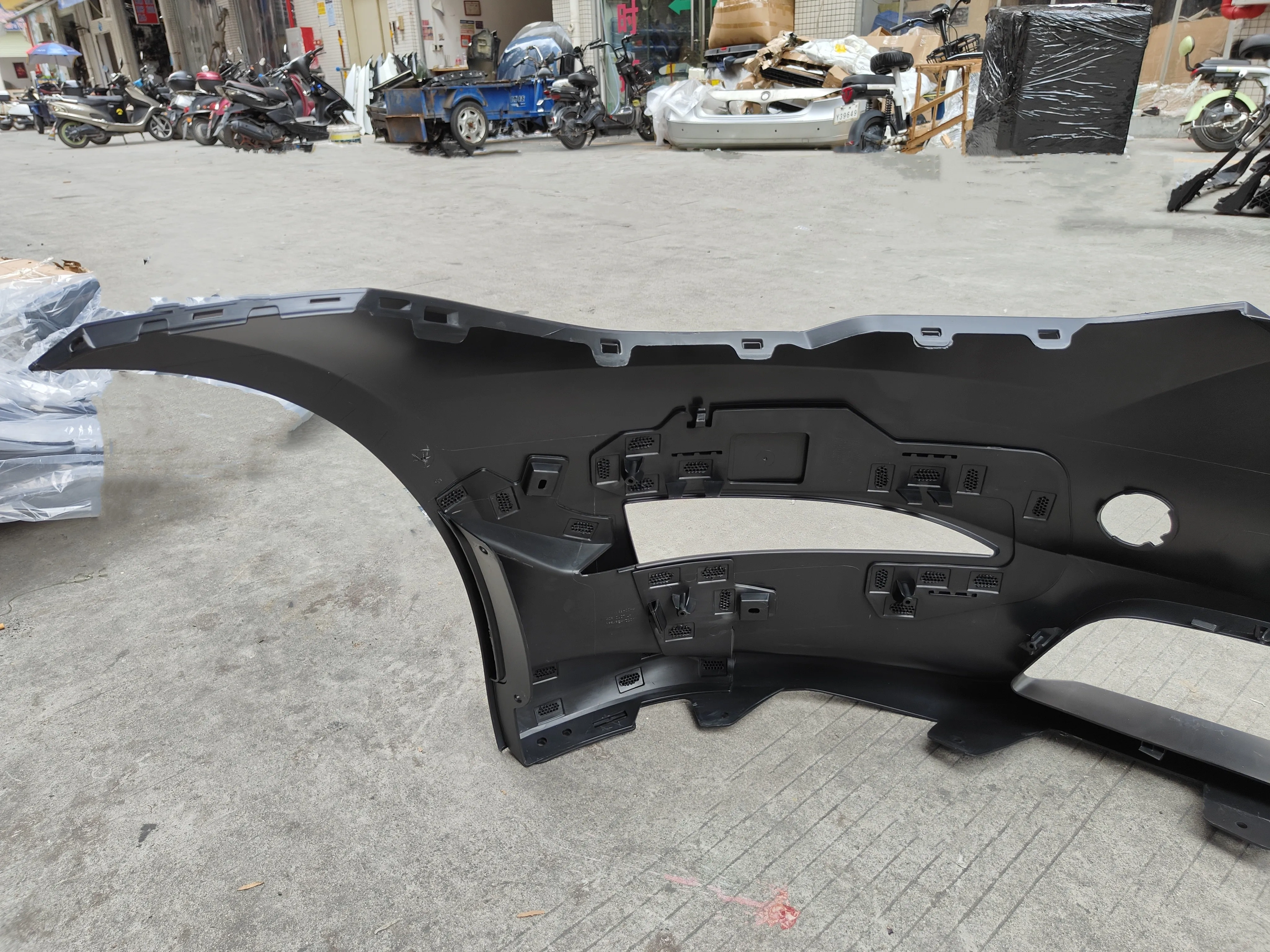 Made in China 2022 2023 tesla Body Kit for tesla Model s Plaid Front Bumper