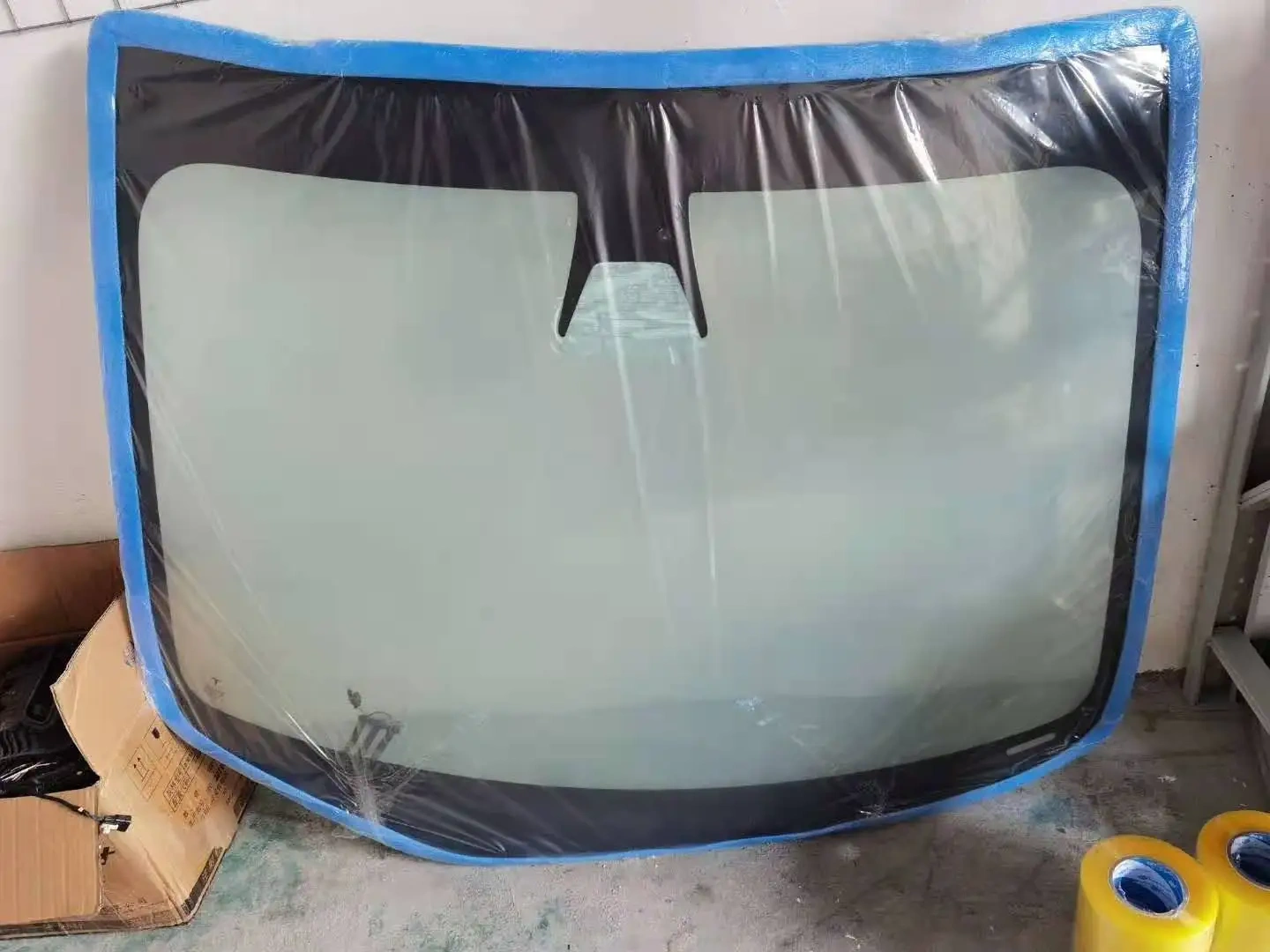 Original Accessories Tesla Front and Rear Windshield 1466270-00-C 1472925-00-B for 2021 Tesla Model 3 Glass