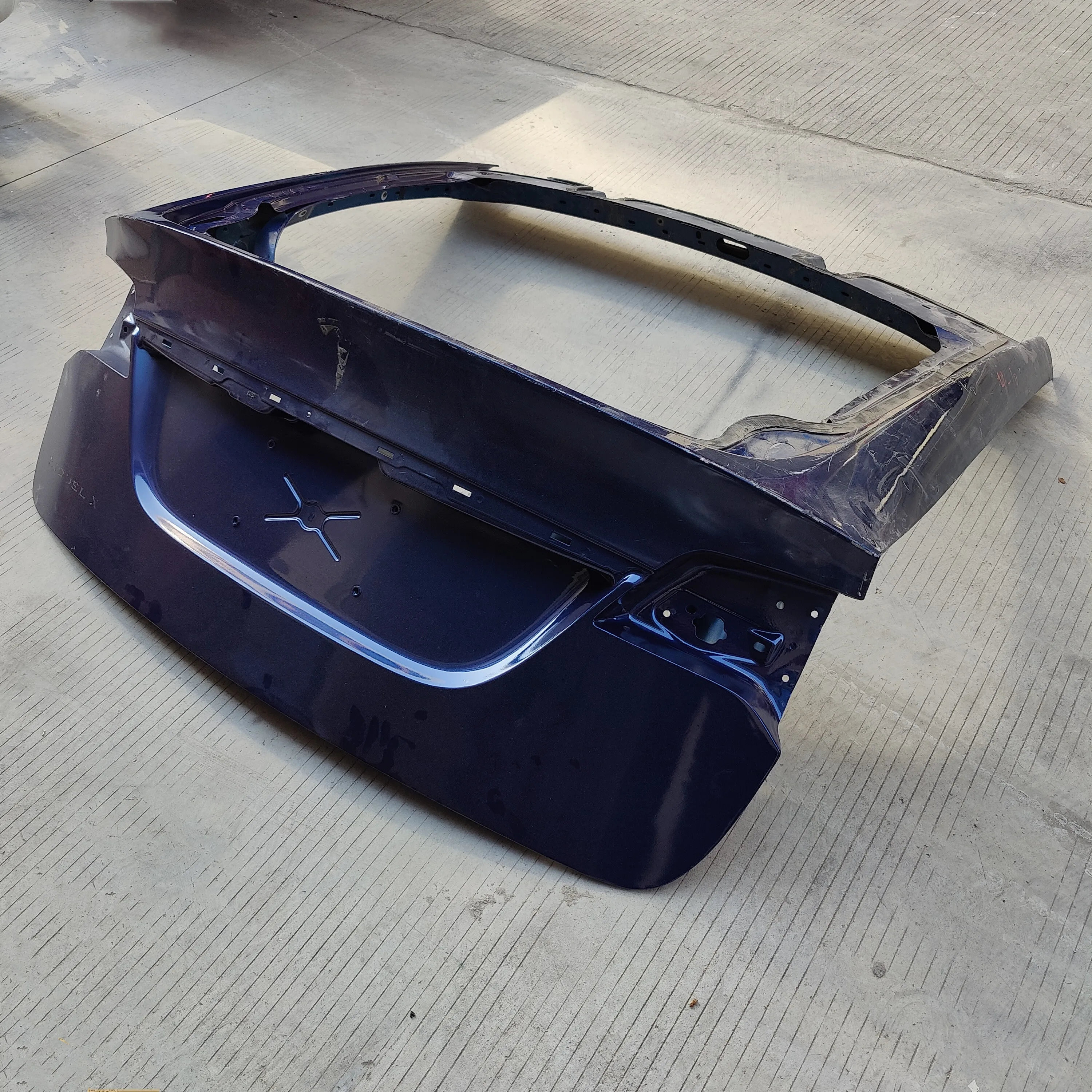 Original Used for tesla Model X Liftgate 1069548 Aluminum Trunk Lid Body Kit