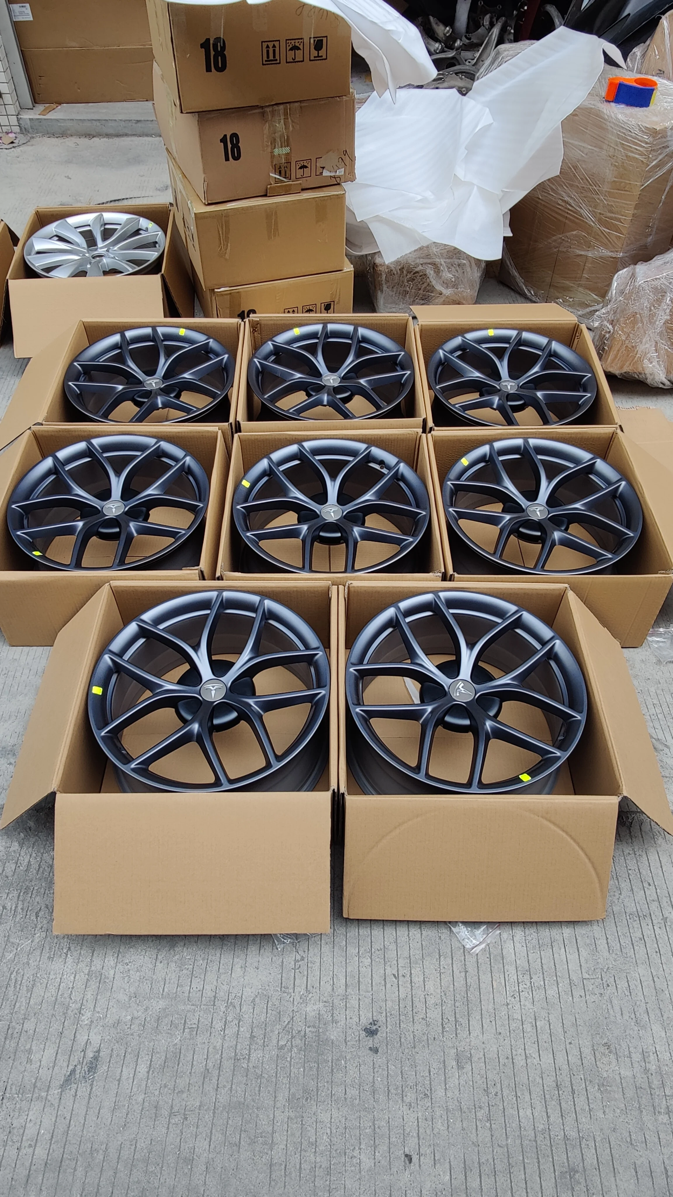 Original tesla Hub 1044265-00-A Suitable for the tesla Model 3 Performance Wheel 19"