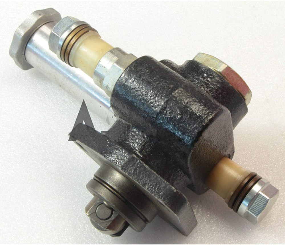 6BD1 Fuel Feed Pump for Isuzu 6BD1 Engine Fuel Pump Assy Komatsu PC200-3 PC220-3 Hitachi EX200 Excavator TCM Forklift Aftermarket Parts