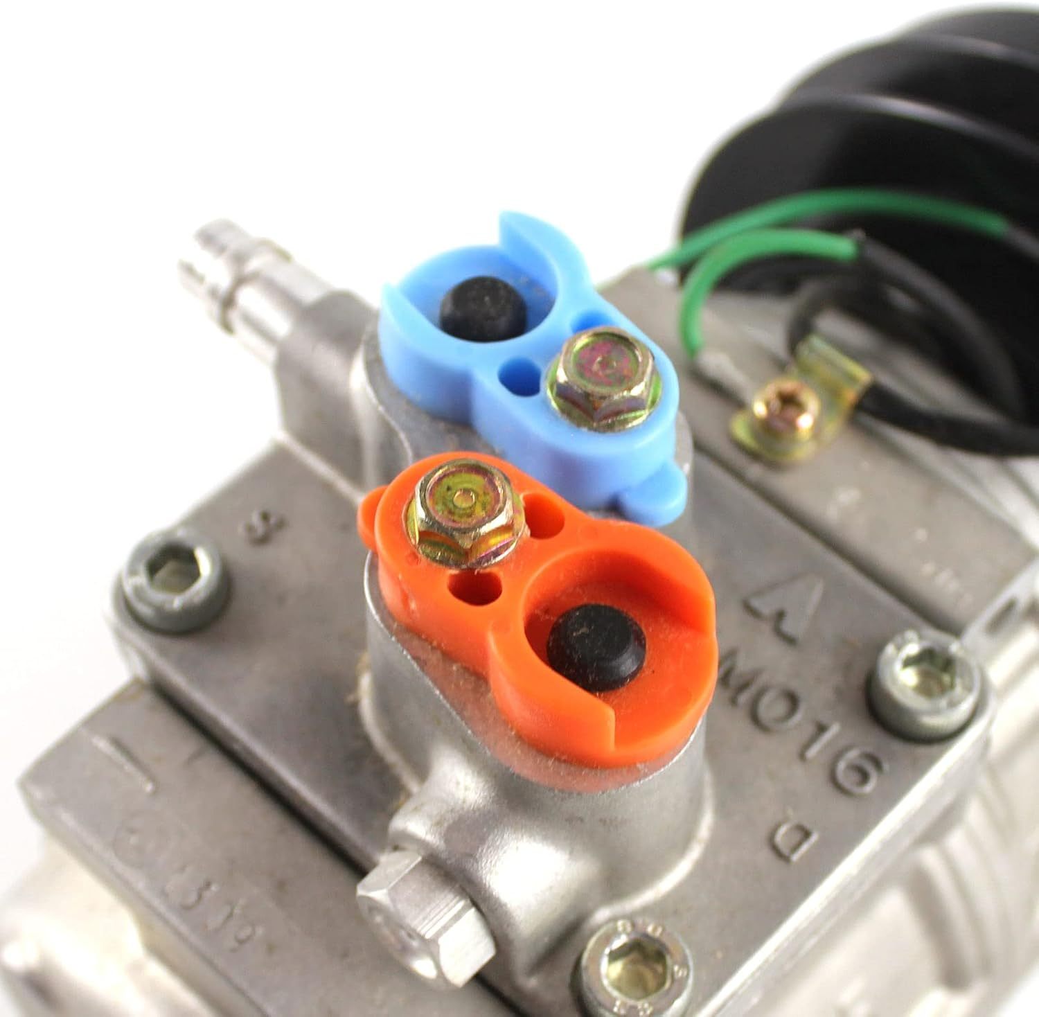 20Y-979-3111 20Y-979-3110 10PA15C Air Conditioning Compressor 1PK 24V for Komatsu PC200-6 PC210-6 PC300-6 Excavator D155AX-5 D31PX-21 D39PX-21 D475A D575A D85A D85E Bulldozer