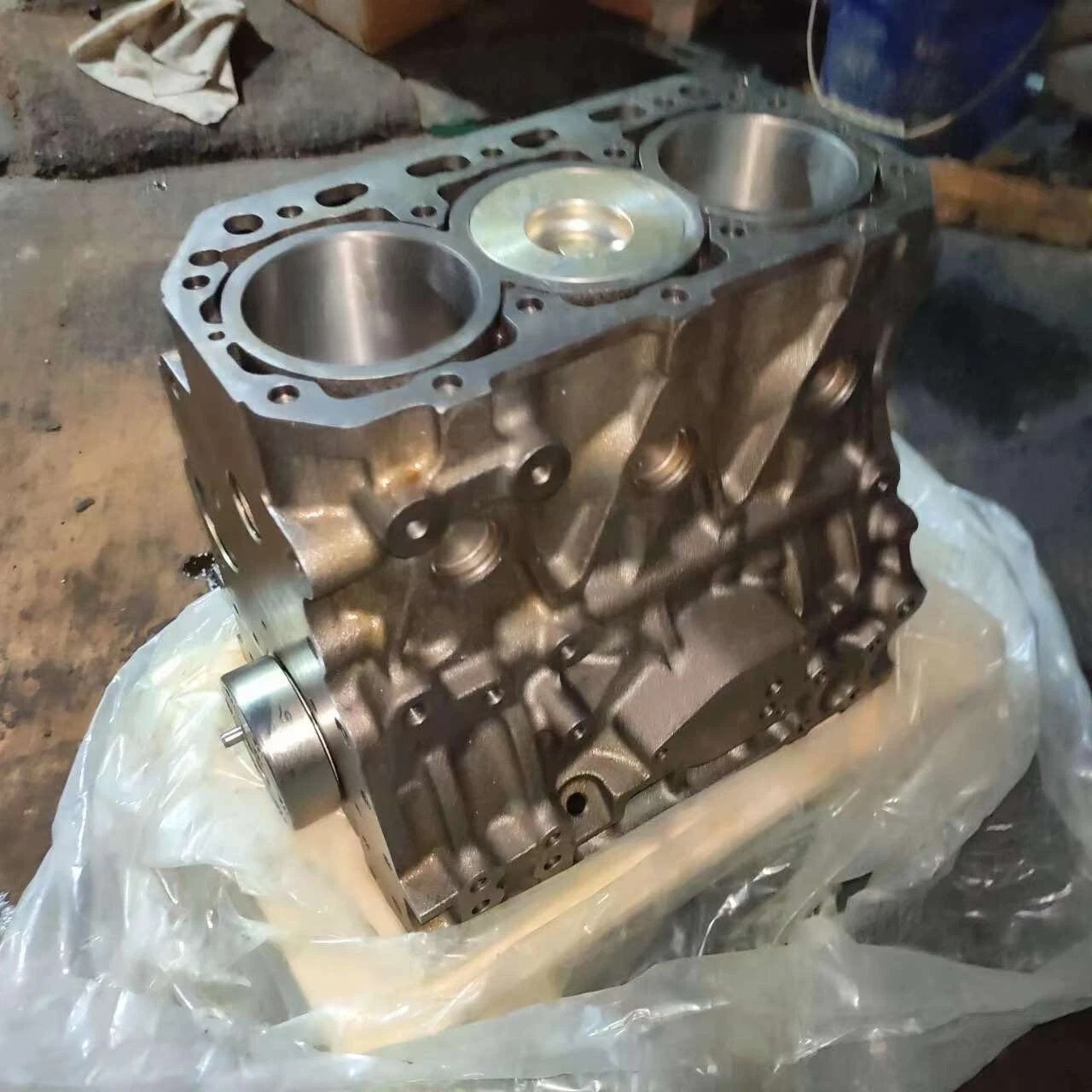 For YANMAR 3TNV84 3TNV84T Cylinder Block Complete with piston bearing crankshaft