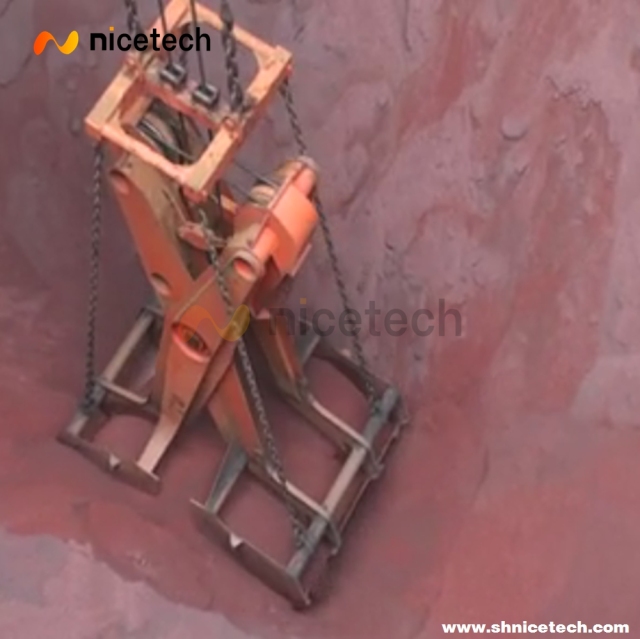 Four rope Scissor Grab Bucket