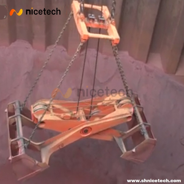 Four rope Scissor Grab Bucket