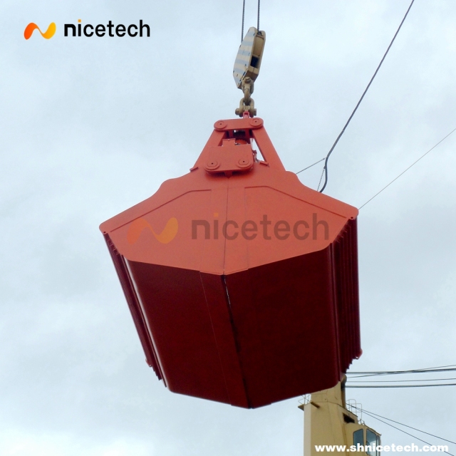 Electro Hydraulic Clamshell Grab for Bulk Carrier