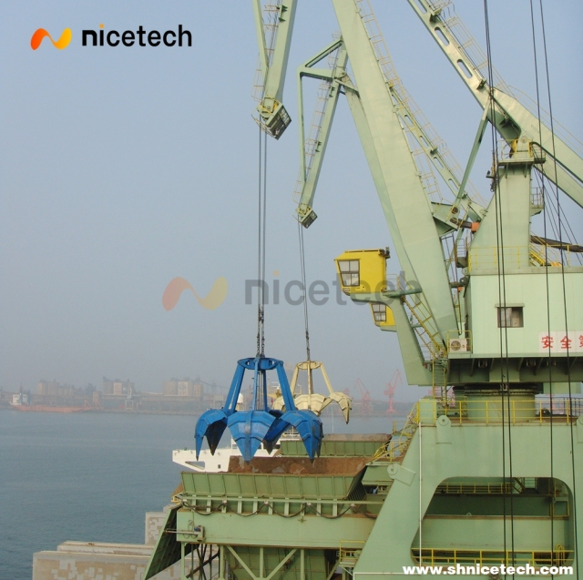 32 CBM Four Rope Orange Peel Grab for woodchips operation on port