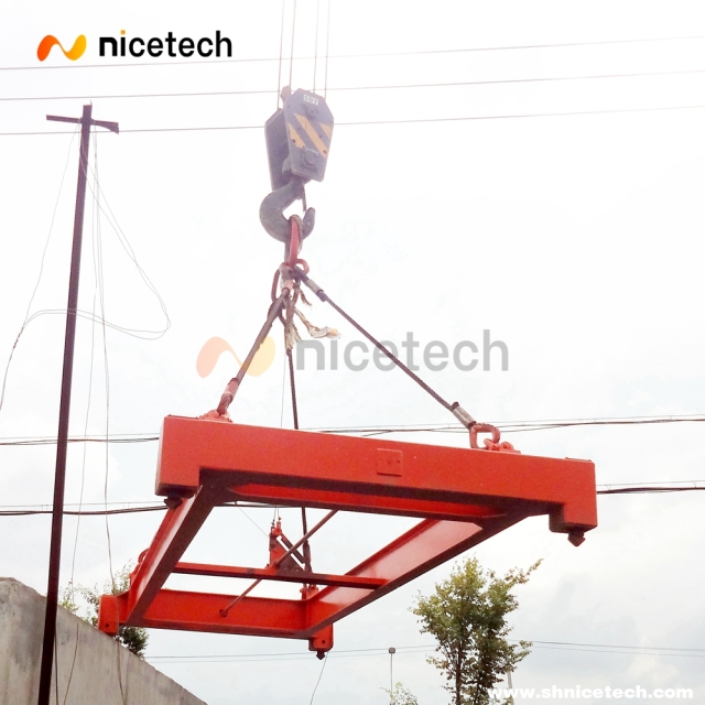 40 ft Semi Automatic container spreader